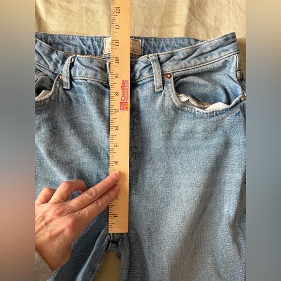 Free People light blue denim jeans raw hem size 28 - Picture 7 of 14